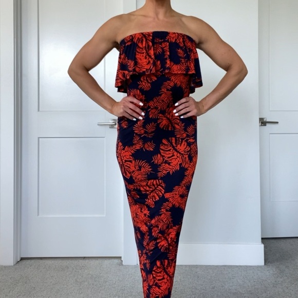 Strapless Palm Leaf Dress - Picture 3 of 10